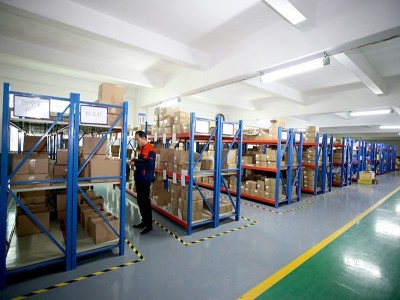 喆堃-產(chǎn)品倉(cāng)庫(kù)
